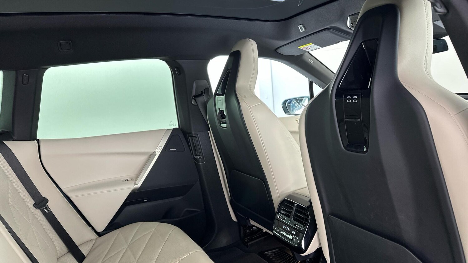 Used BMW iX 2023 for sale - 77016065: Photo 27