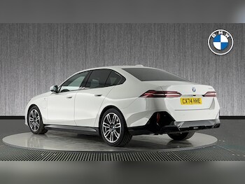 Used BMW 5 Series 2024 for sale - 77574492: Photo