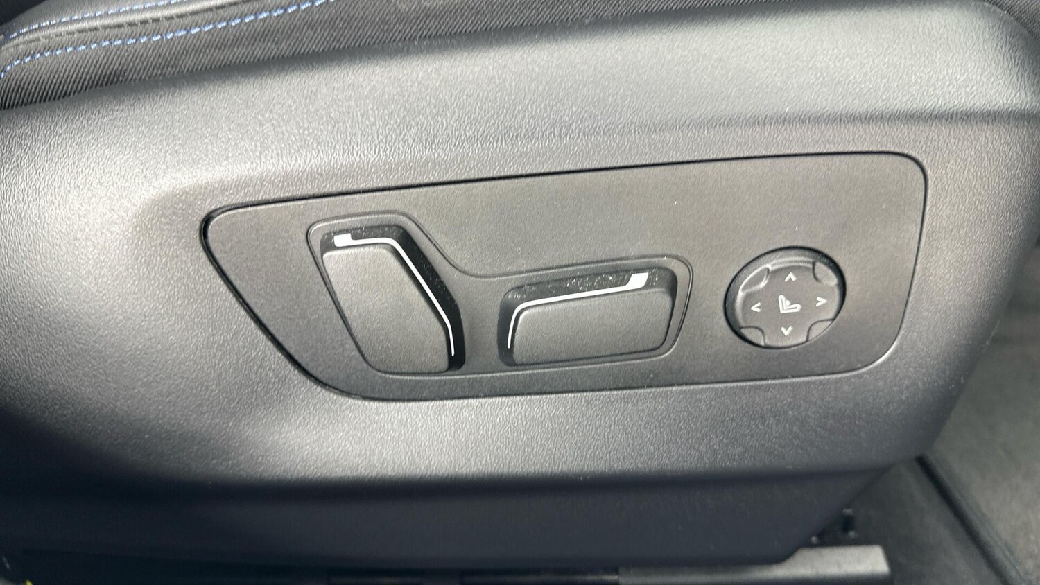 Used BMW 5 Series 2024 for sale - 77574492: Photo 37