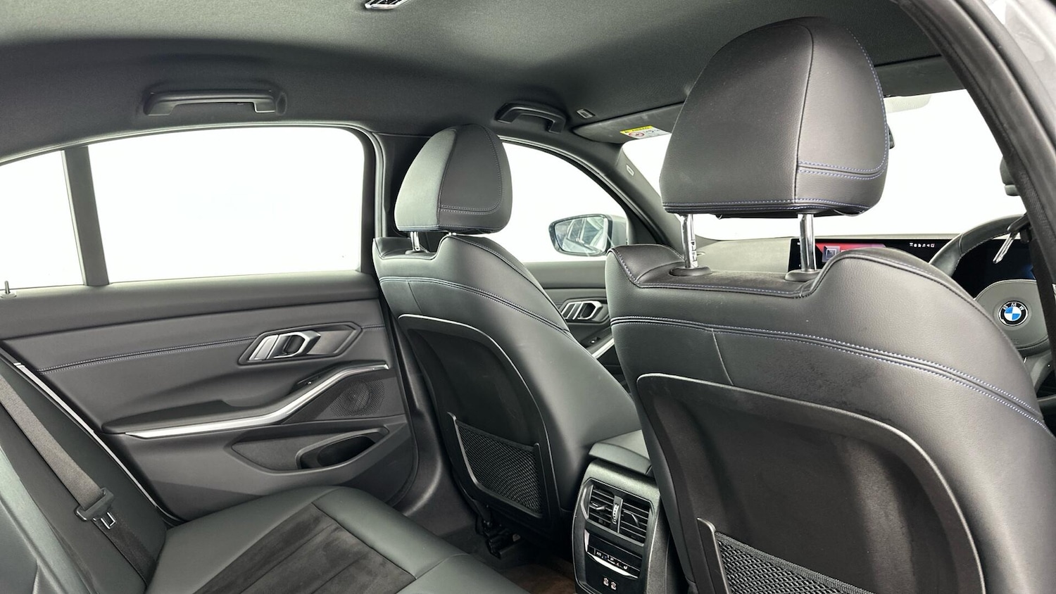 Used BMW 3 Series 2023 for sale - 77109297: Photo 26