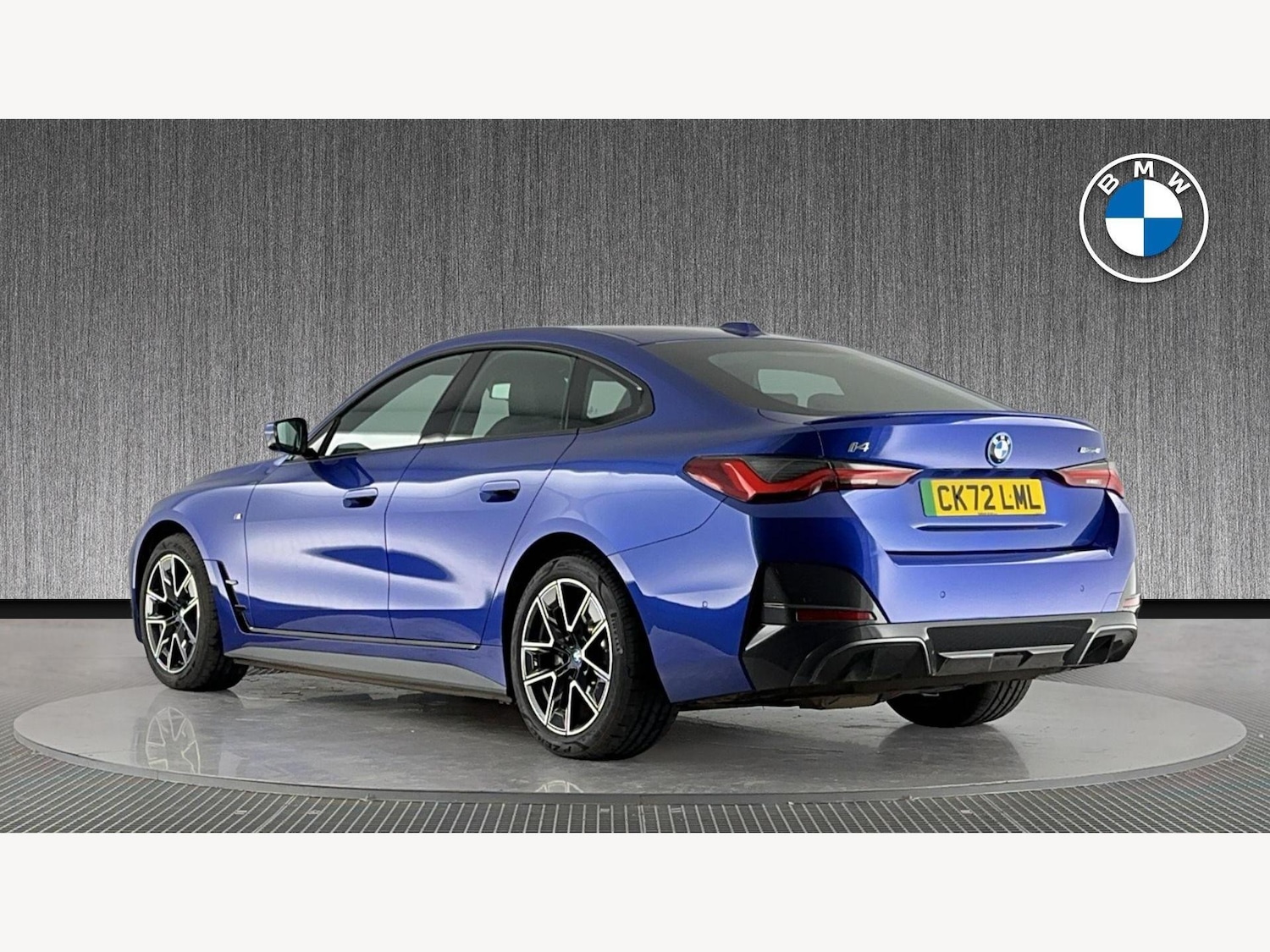 Used BMW i4 2022 for sale - 76818835: Photo 2