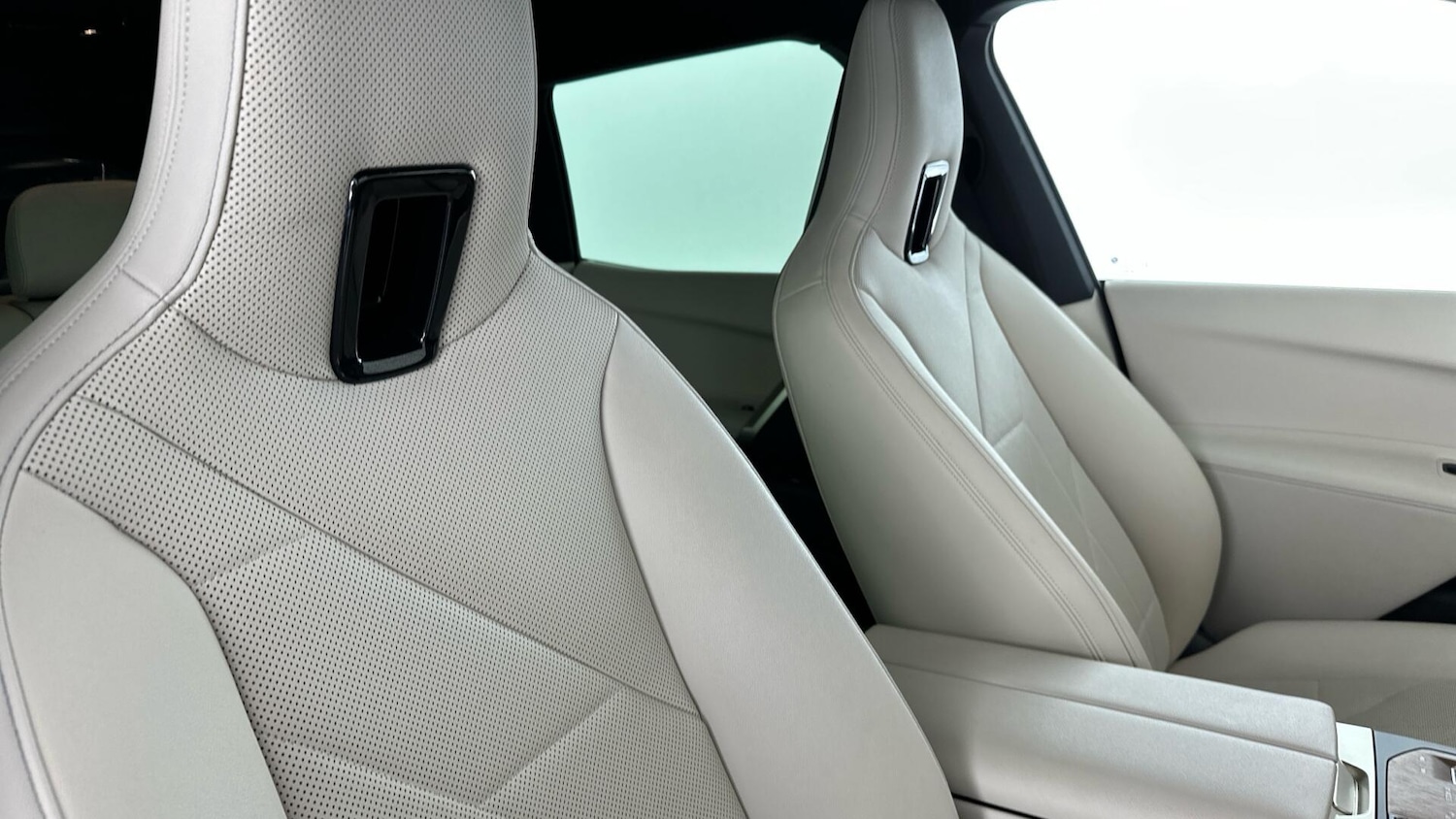 Used BMW iX 2022 for sale - 76952282: Photo 28