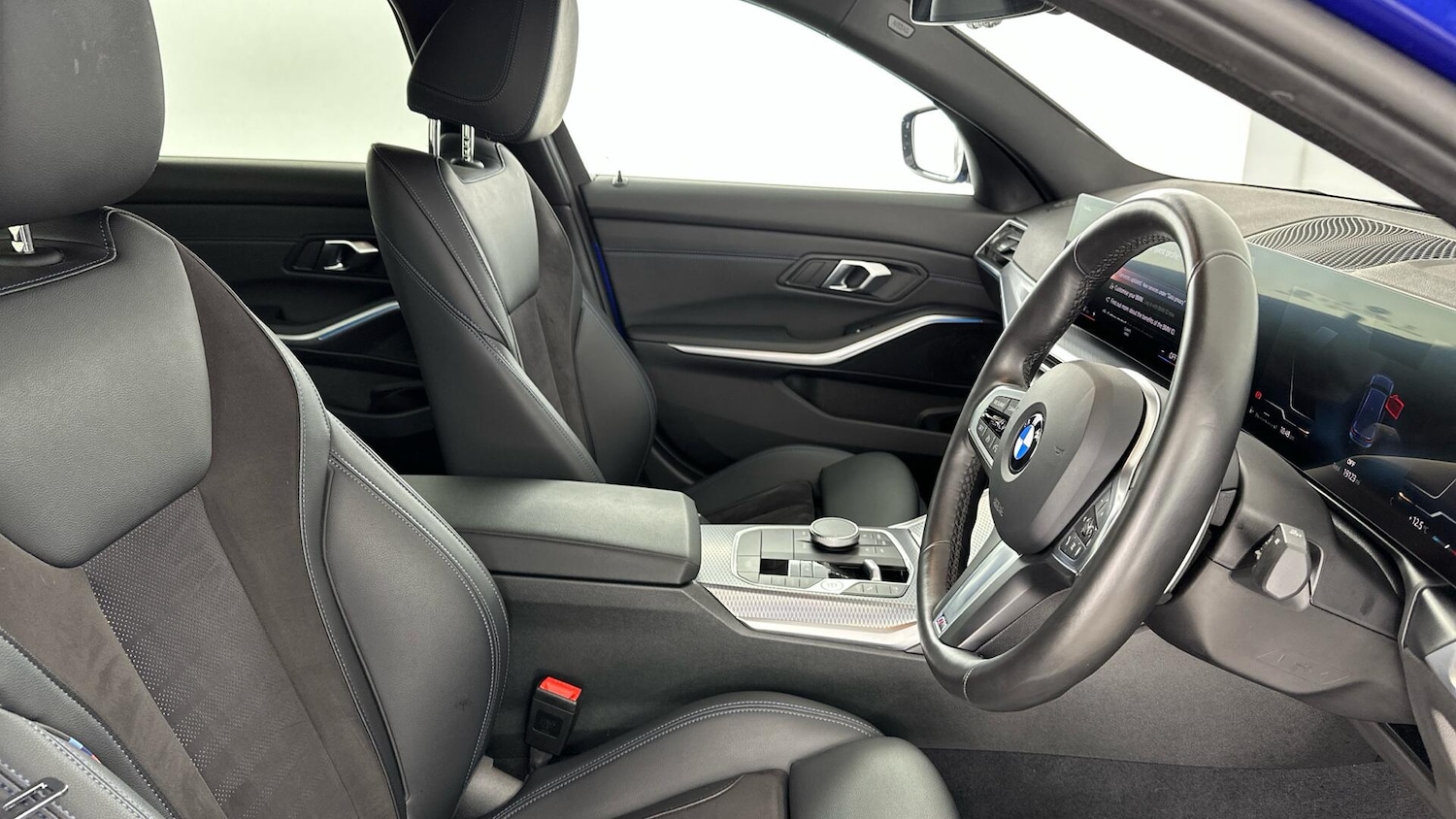 Used BMW 3 Series 2024 for sale - 77646225: Photo 11