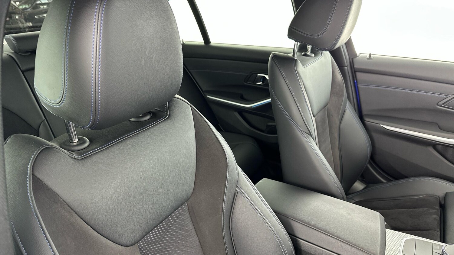 Used BMW 3 Series 2024 for sale - 77646225: Photo 27