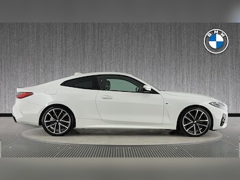 Used BMW 4 Series 2022 for sale - 77331276: Photo