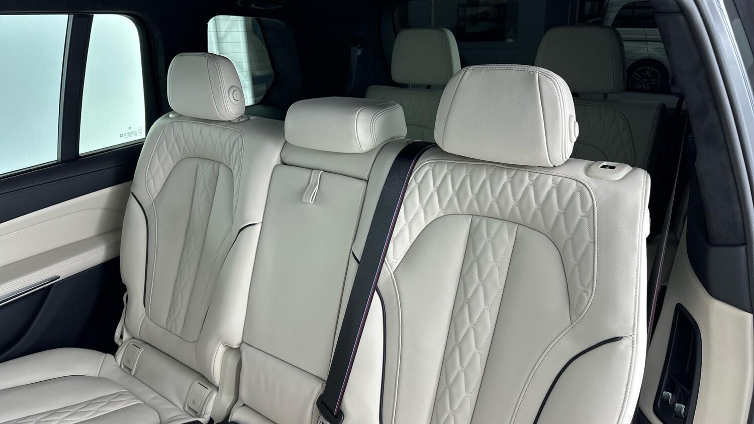 Used BMW X7 2025 for sale - 76818847: Photo 25
