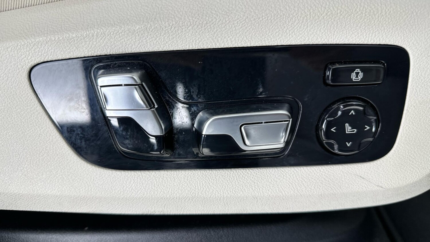 Used BMW X7 2025 for sale - 76818847: Photo 32