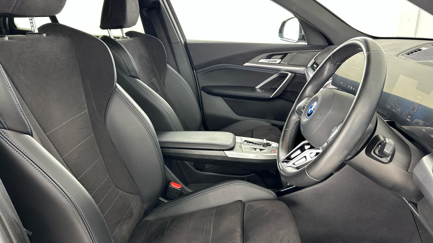 Used BMW iX2 2024 for sale - 76818878: Photo 11