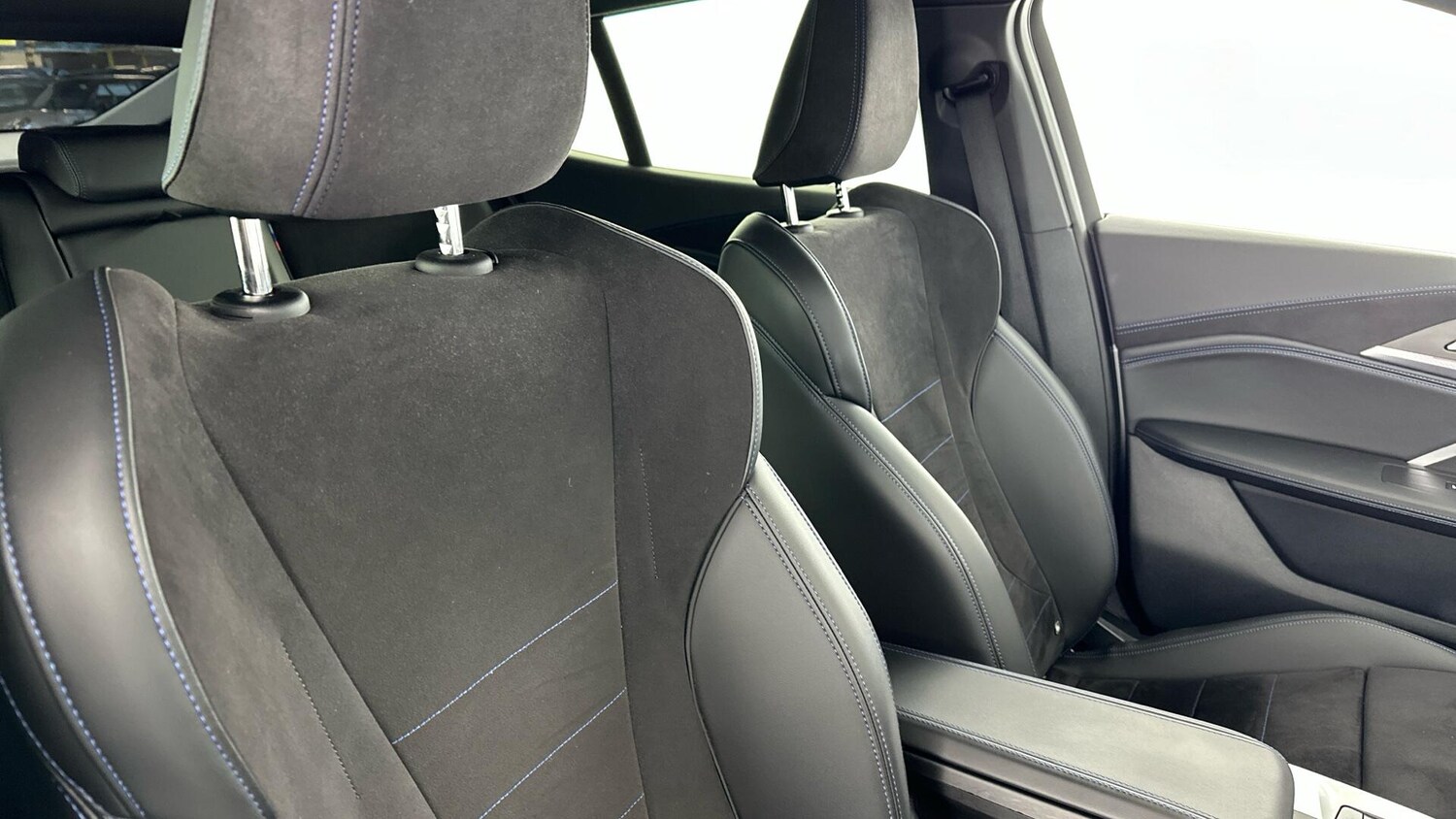 Used BMW iX2 2024 for sale - 76818878: Photo 27