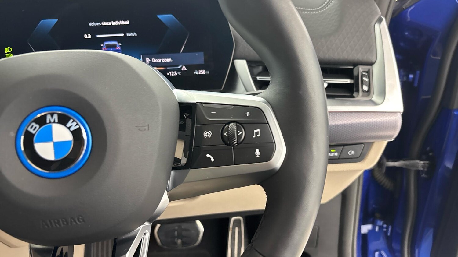 Used BMW iX2 2024 for sale - 76818837: Photo 18