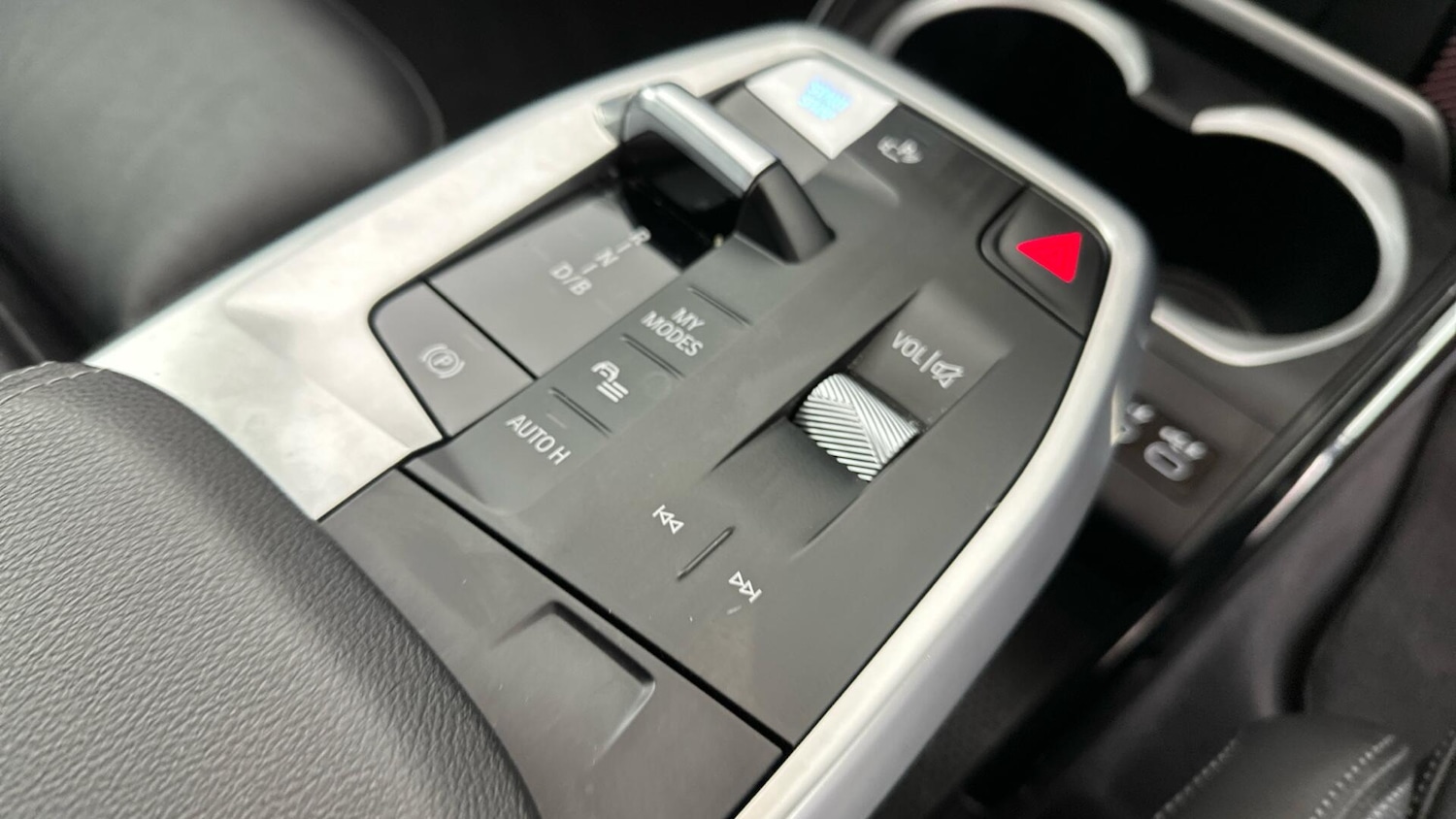 Used BMW iX1 2023 for sale - 77306311: Photo 19