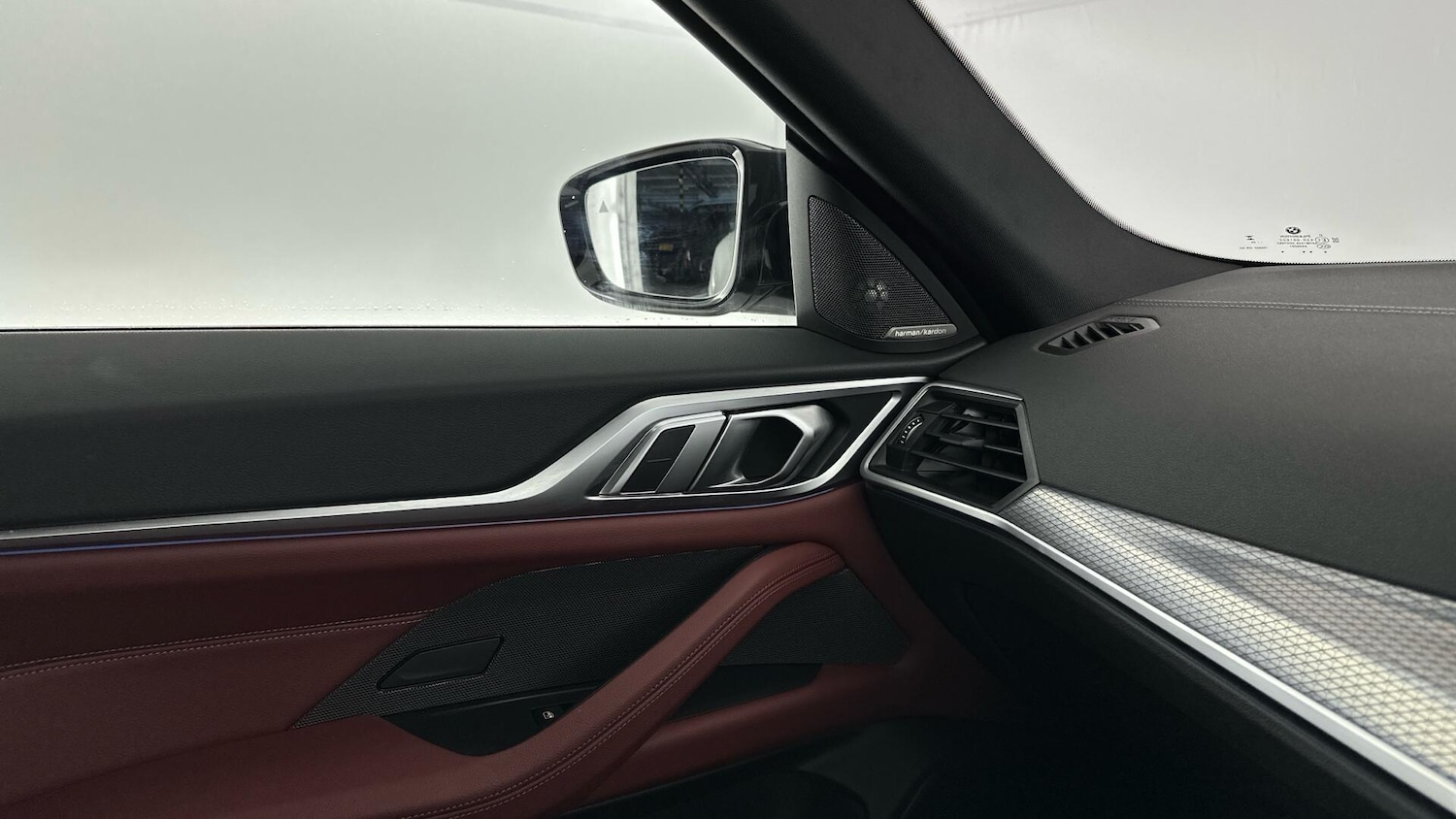 Used BMW i4 2024 for sale - 76818914: Photo 32