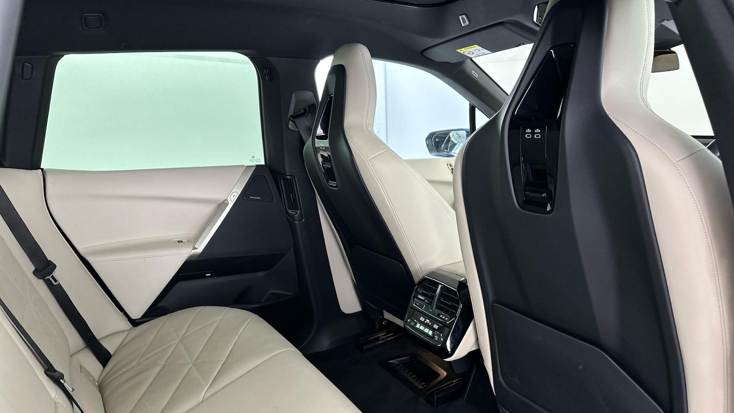 Used BMW iX 2022 for sale - 76818831: Photo 27