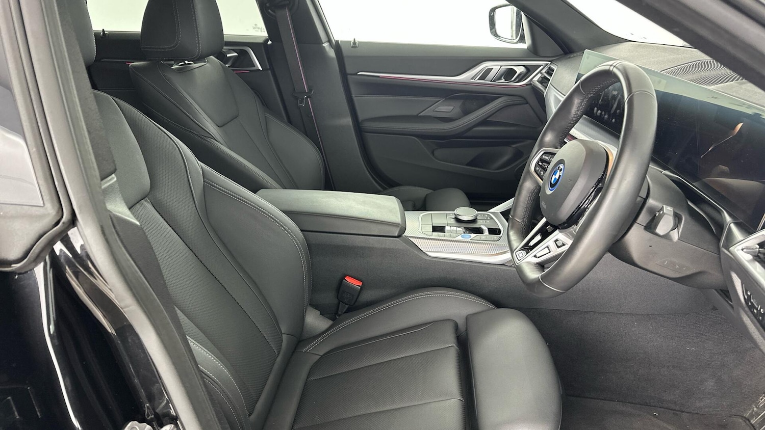 Used BMW i4 2025 for sale - 76952702: Photo 11