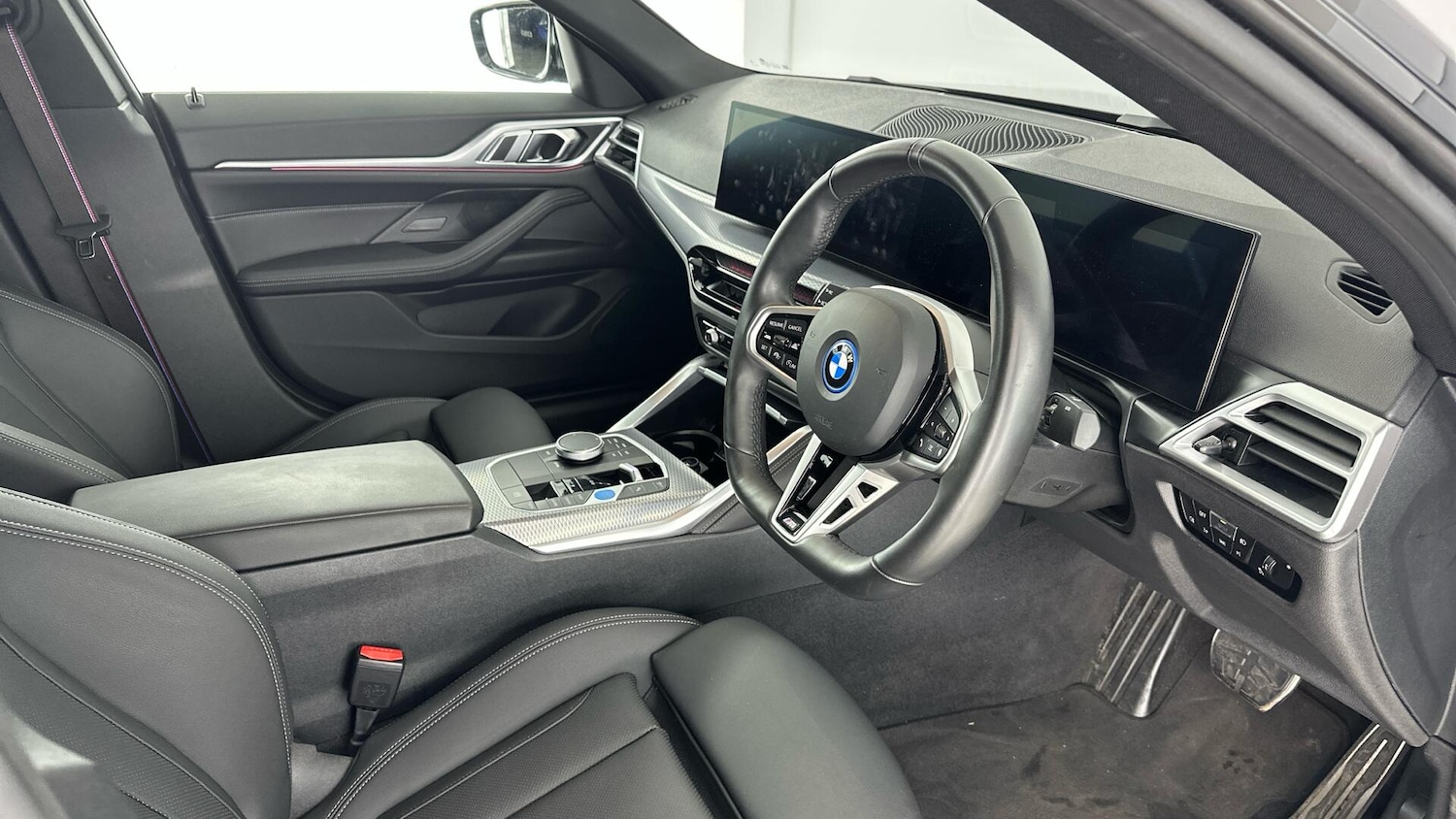 Used BMW i4 2025 for sale - 76952702: Photo 6