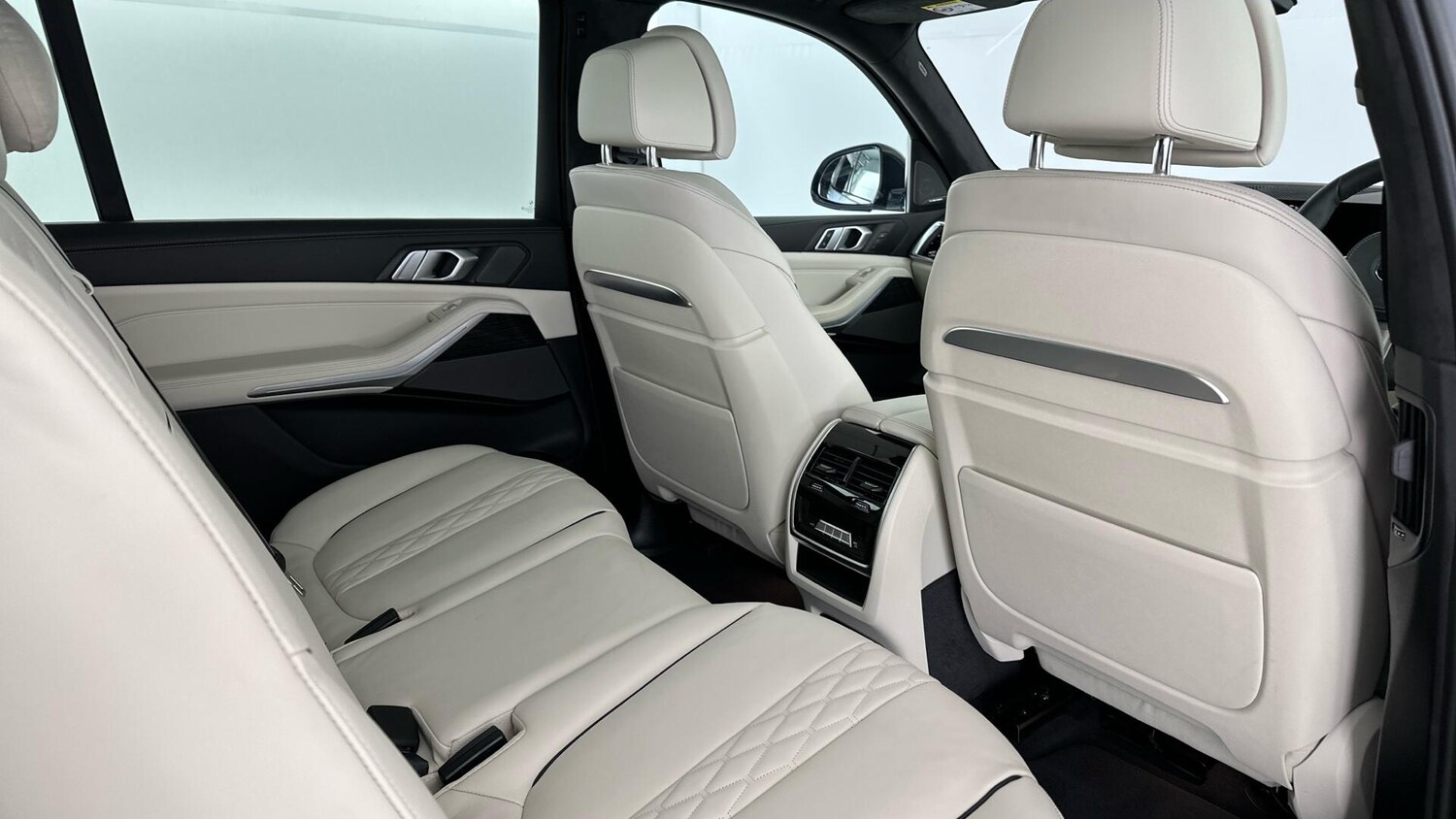 Used BMW X7 2024 for sale - 76818796: Photo 32