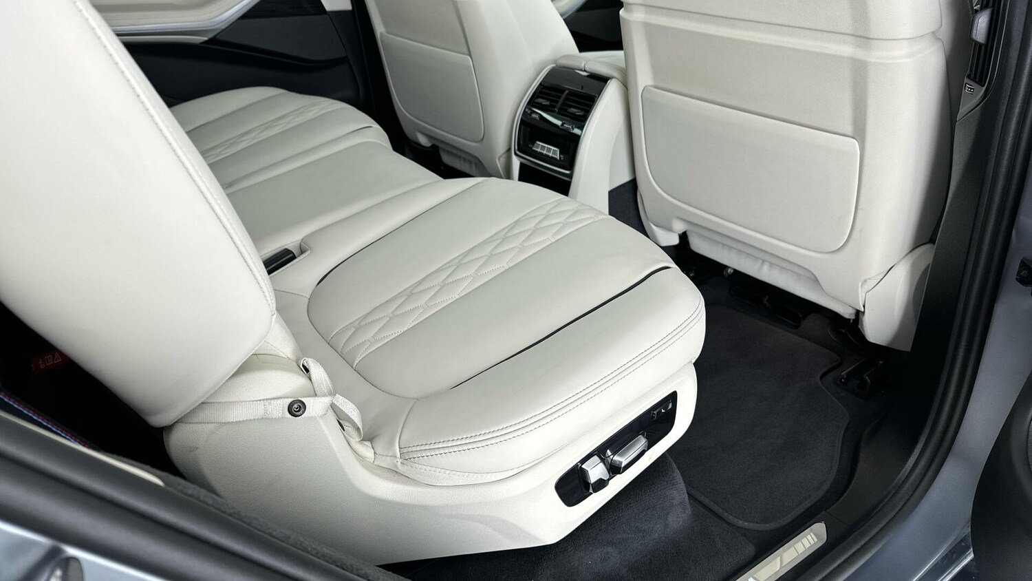 Used BMW X7 2024 for sale - 76818796: Photo 33