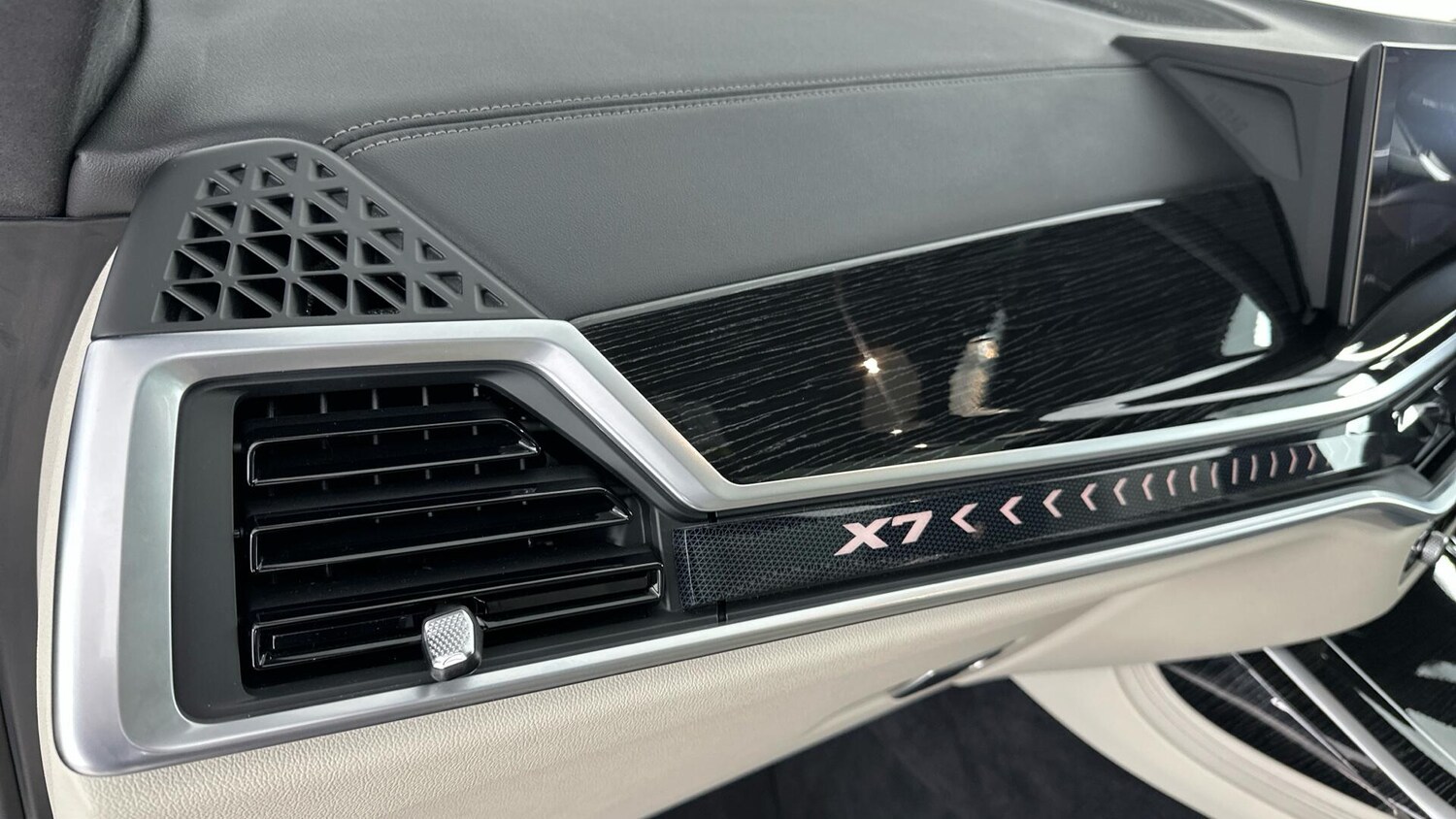Used BMW X7 2024 for sale - 76818796: Photo 36