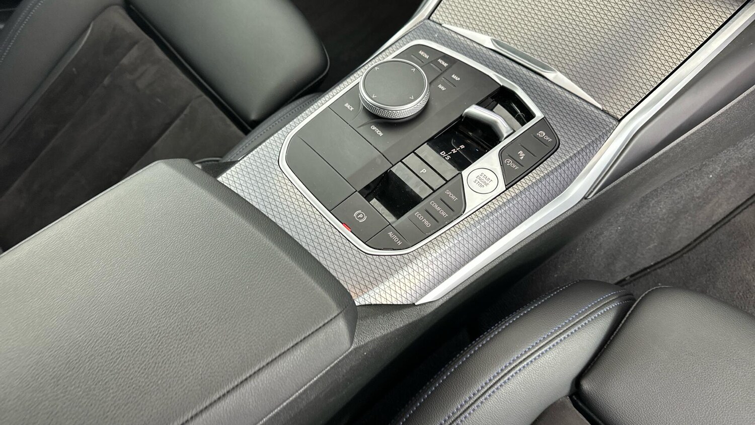 Used BMW 3 Series 2024 for sale - 77039776: Photo 10