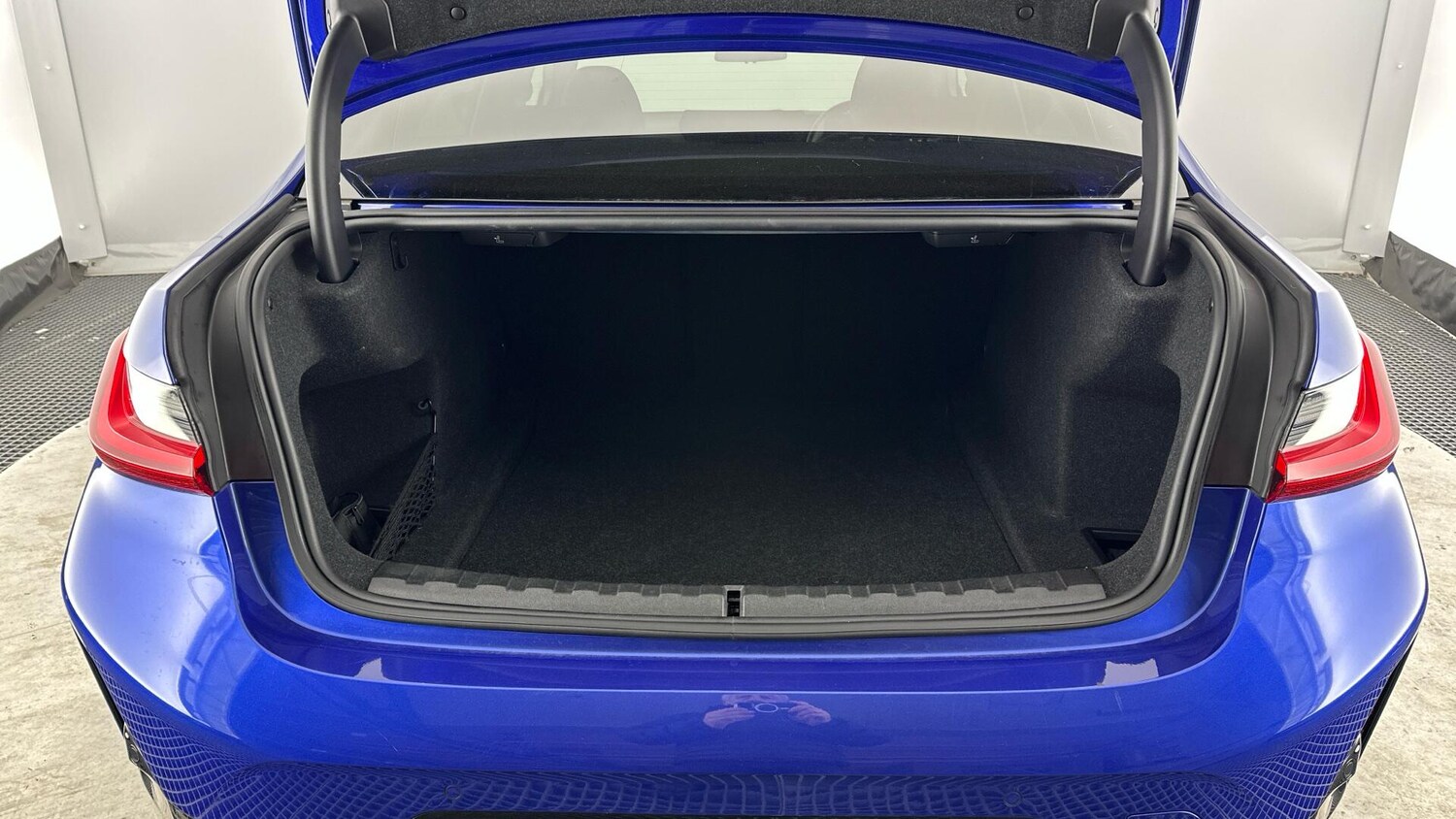 Used BMW 3 Series 2024 for sale - 77039776: Photo 13