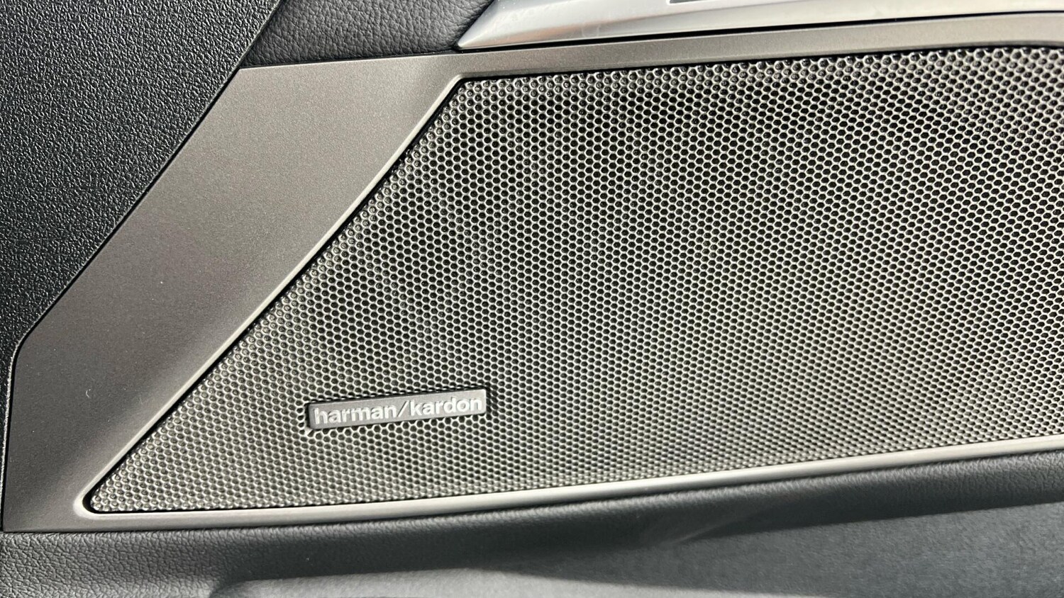 Used BMW 3 Series 2023 for sale - 78203986: Photo 20