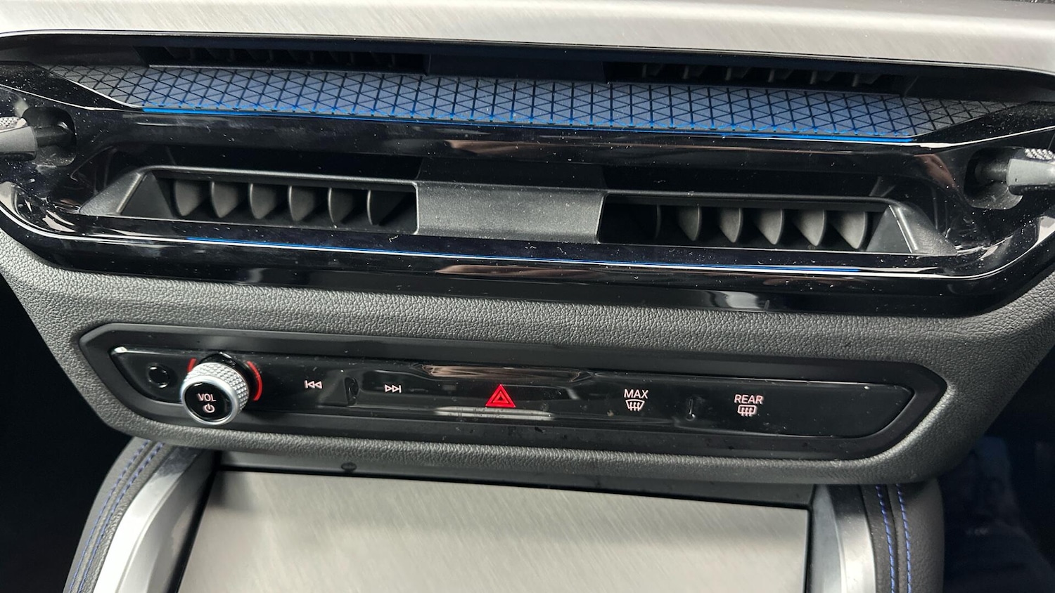 Used BMW 2 Series 2025 for sale - 77279051: Photo 30