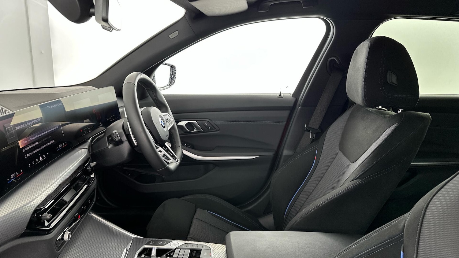 Used BMW 3 Series 2025 for sale - 77109302: Photo 26