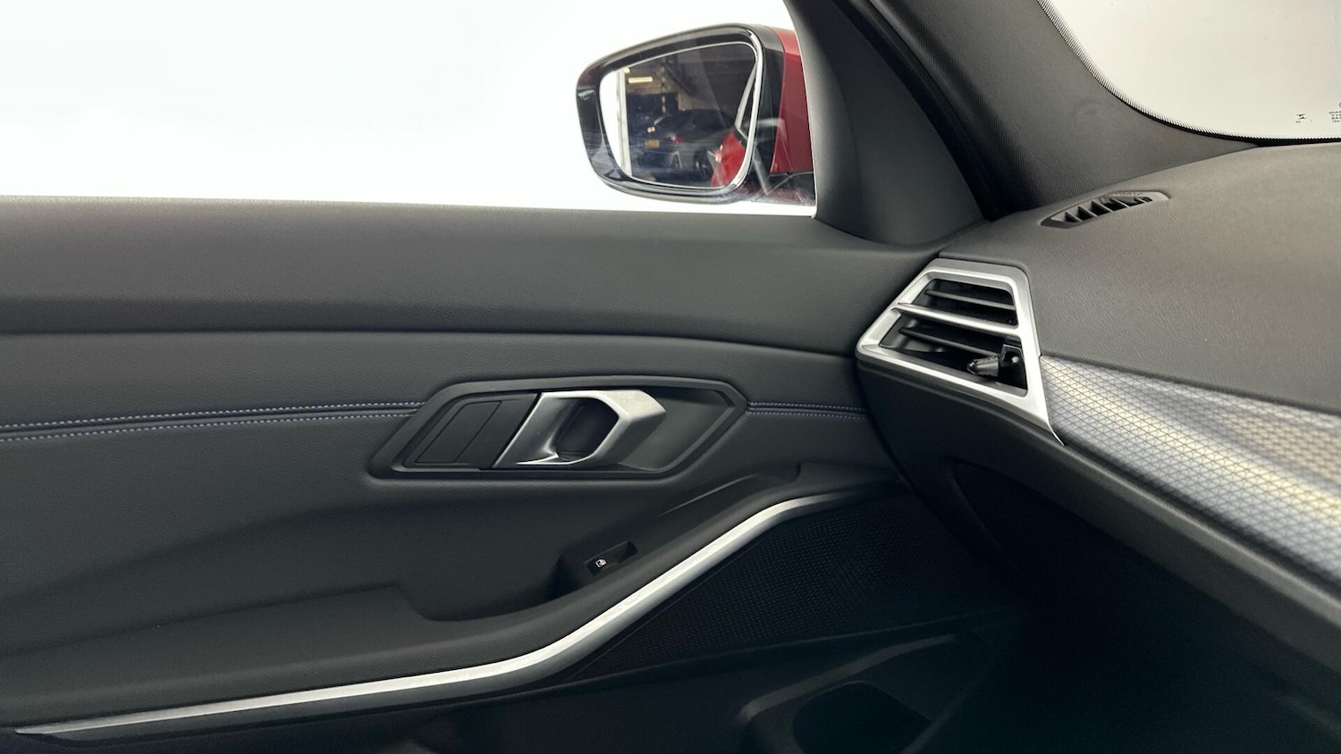 Used BMW 3 Series 2025 for sale - 77109302: Photo 35