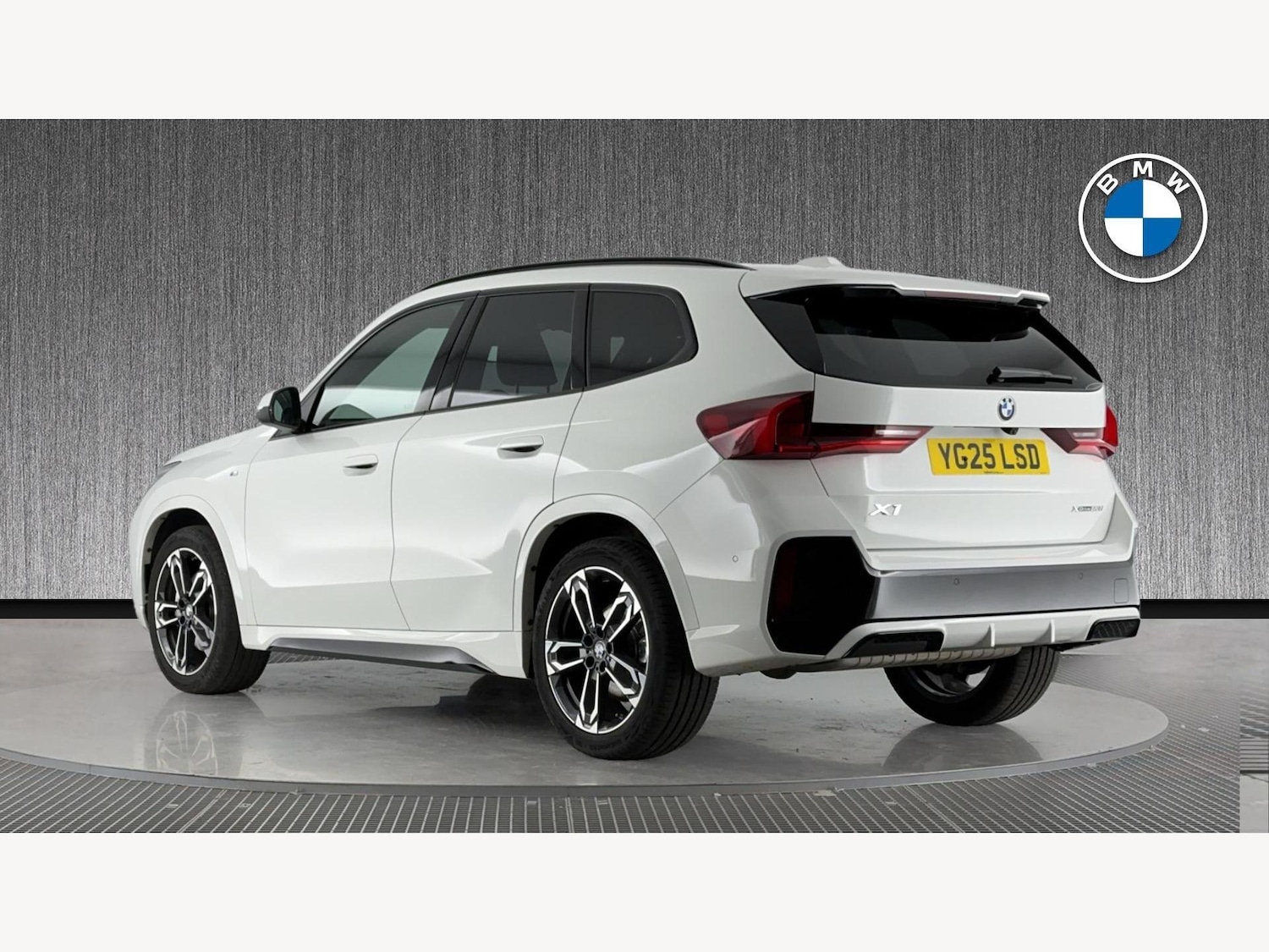 Used BMW X1 2025 for sale - 76818924: Photo 2