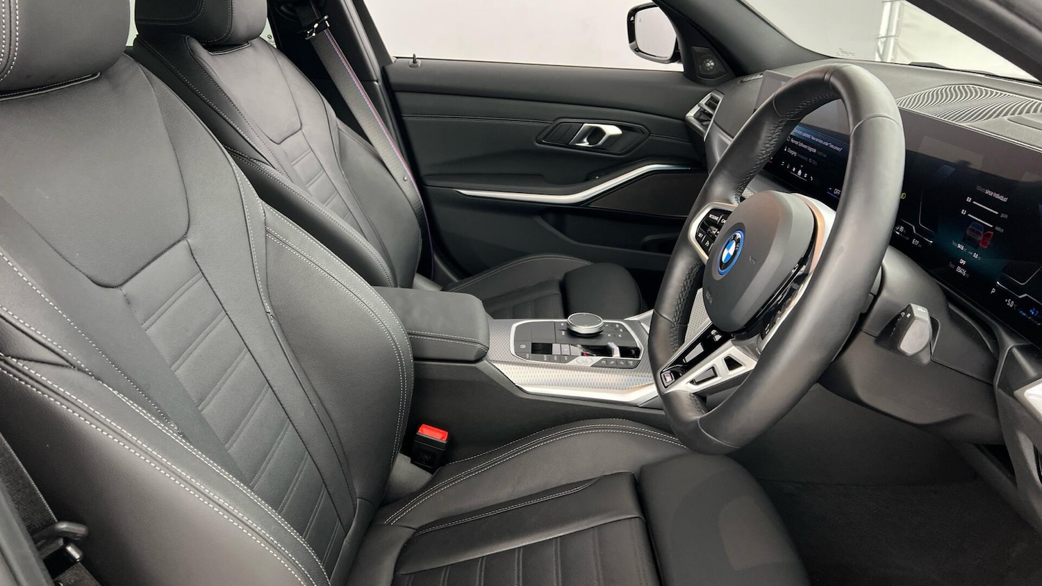 Used BMW 3 Series 2025 for sale - 76818892: Photo 11