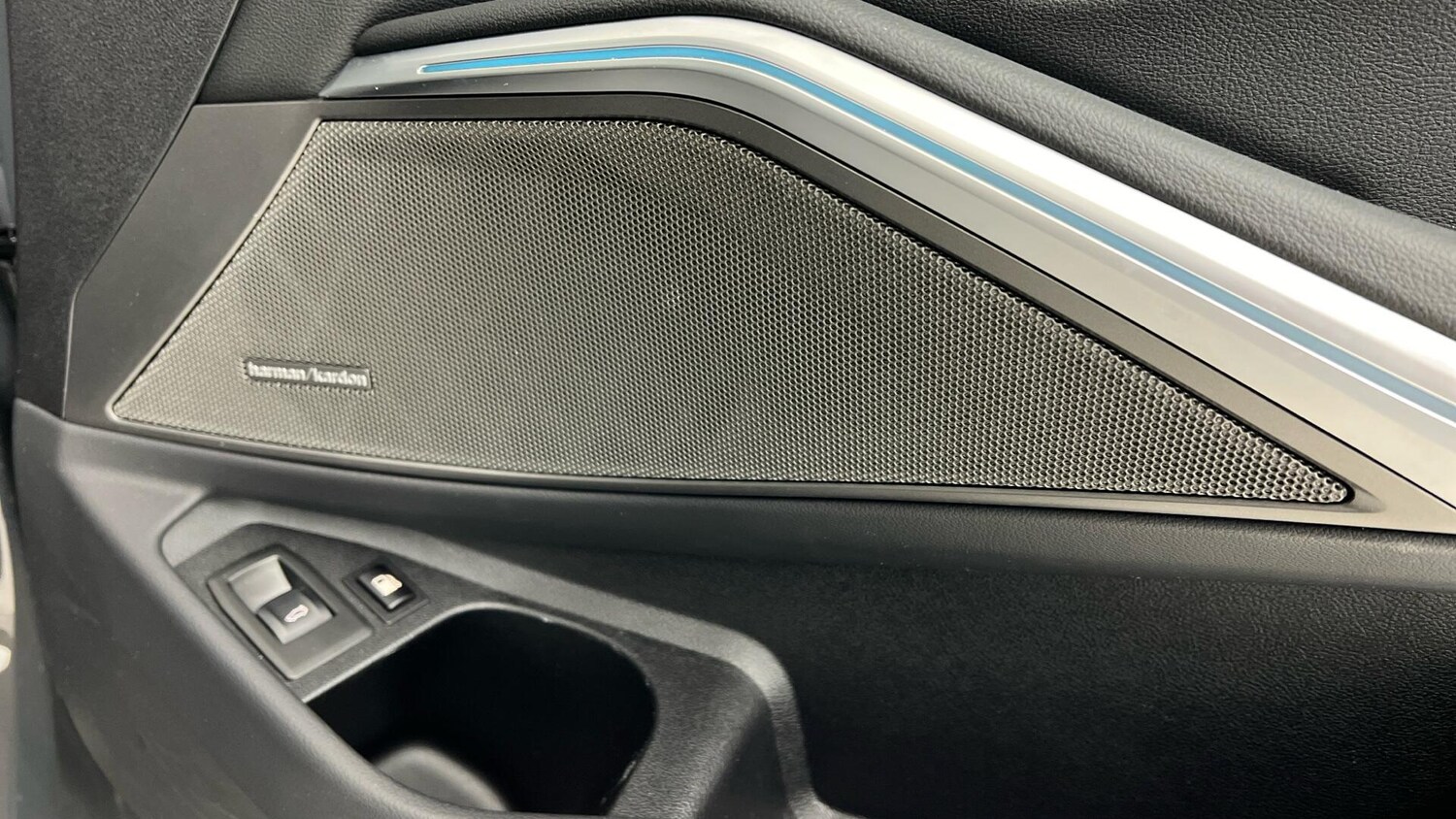 Used BMW 3 Series 2025 for sale - 76818892: Photo 20