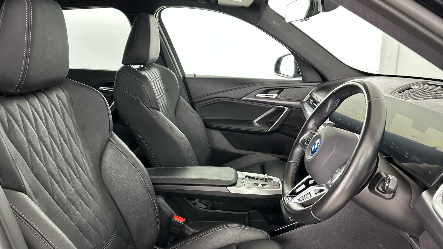 Used BMW iX1 2023 for sale - 77305039: Photo 11