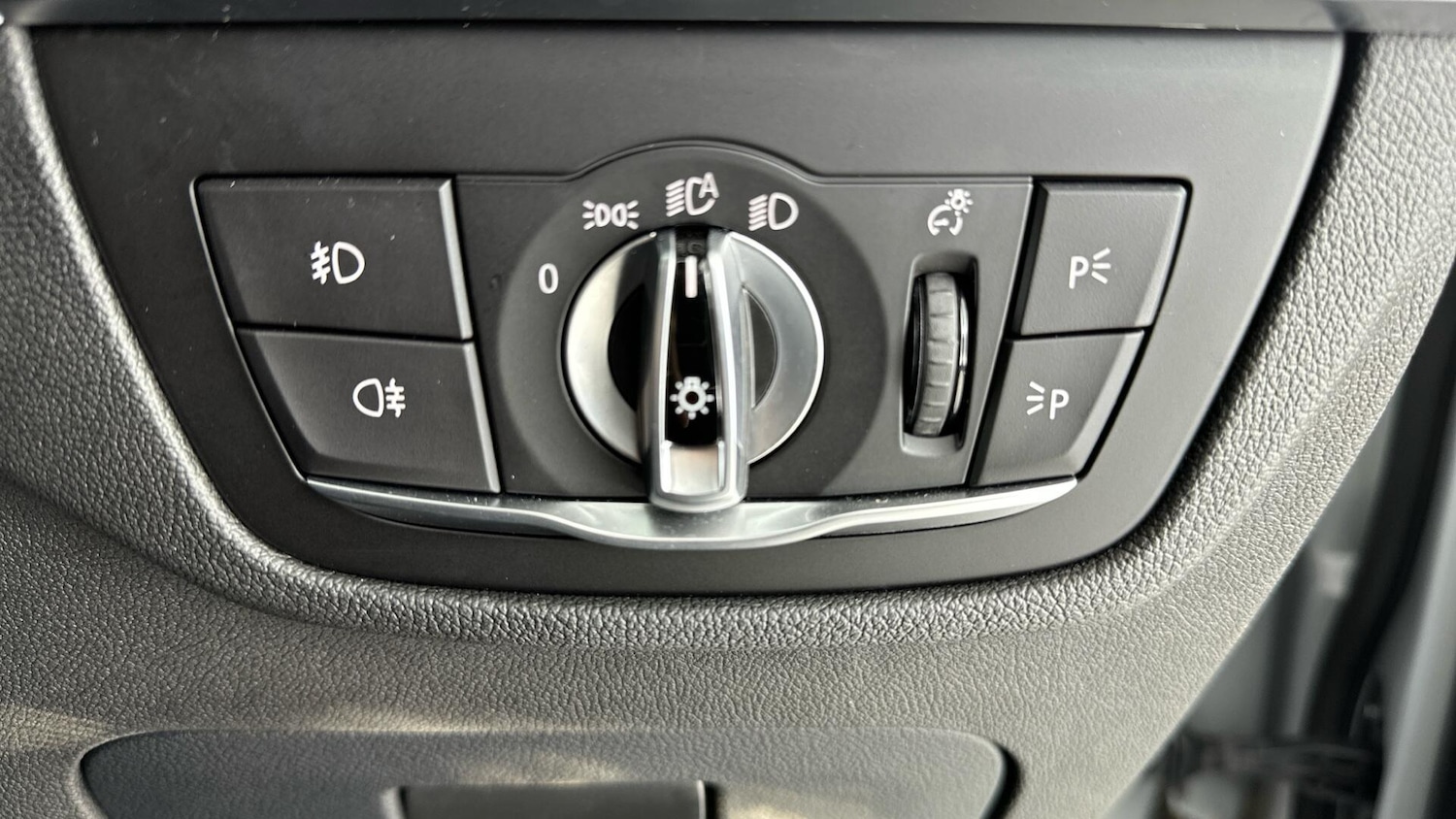 Used BMW X4 2019 for sale - 76818886: Photo 26