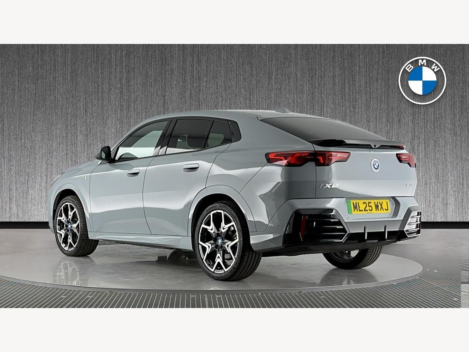 Used BMW iX2 2025 for sale - 76818916: Photo 2