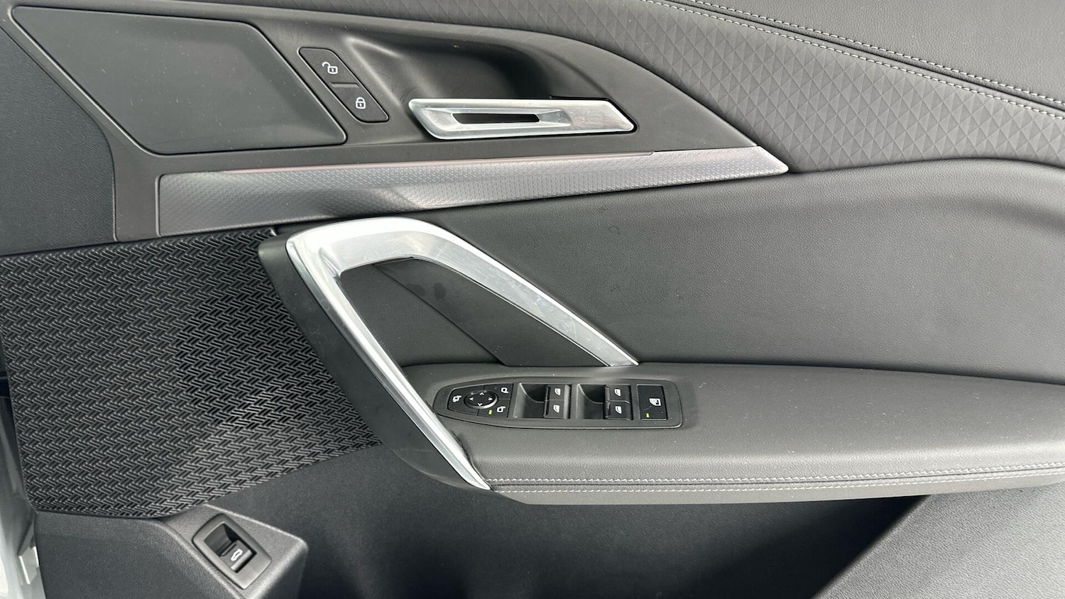 Used BMW iX2 2025 for sale - 76818916: Photo 20