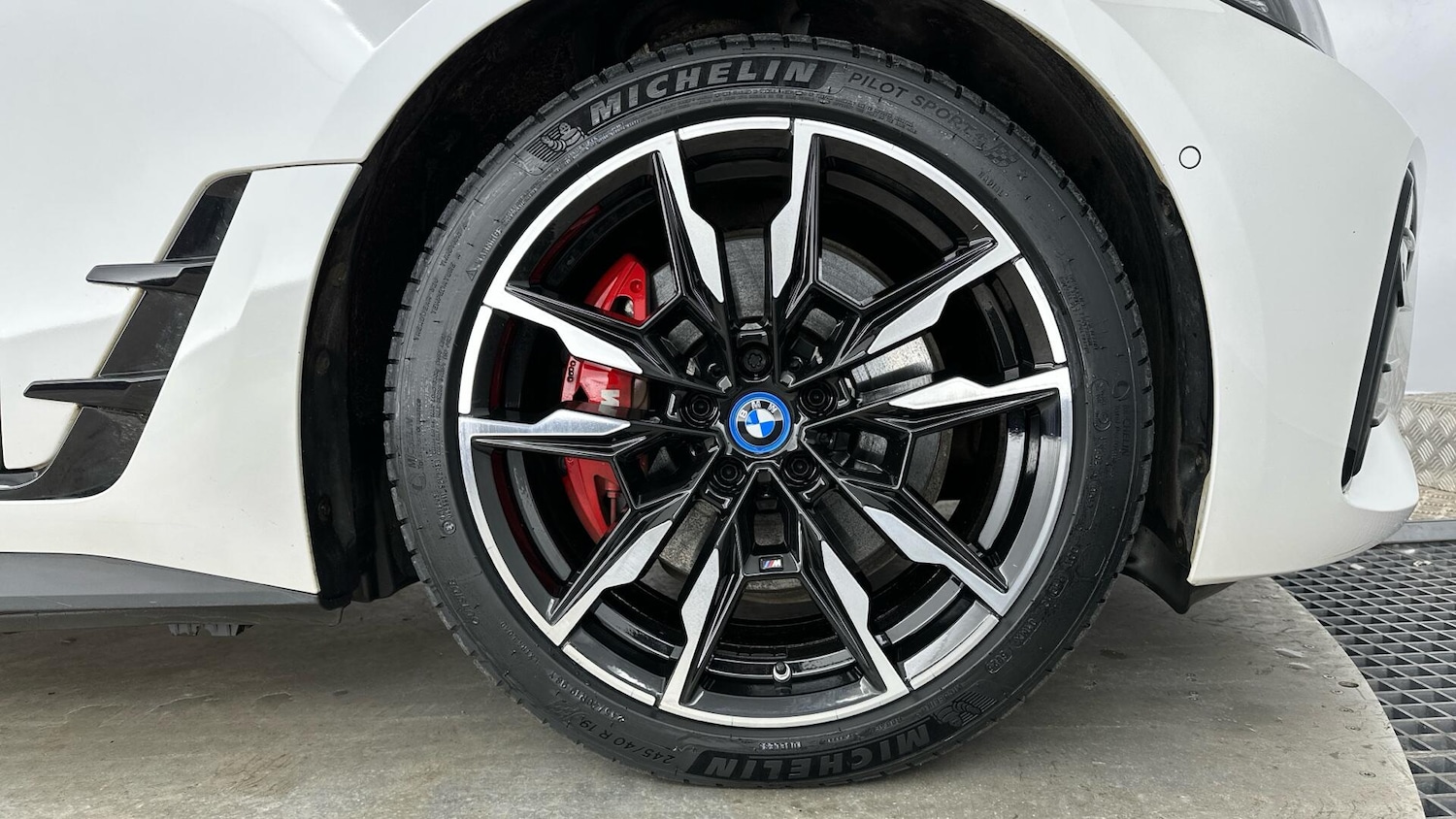 Used BMW i4 2023 for sale - 77237744: Photo 14