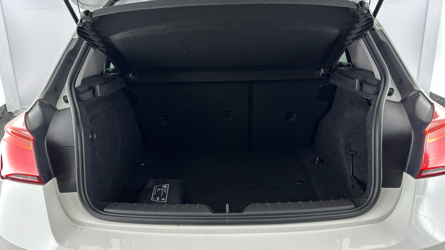 Used BMW 1 Series 2018 for sale - 76818799: Photo 13