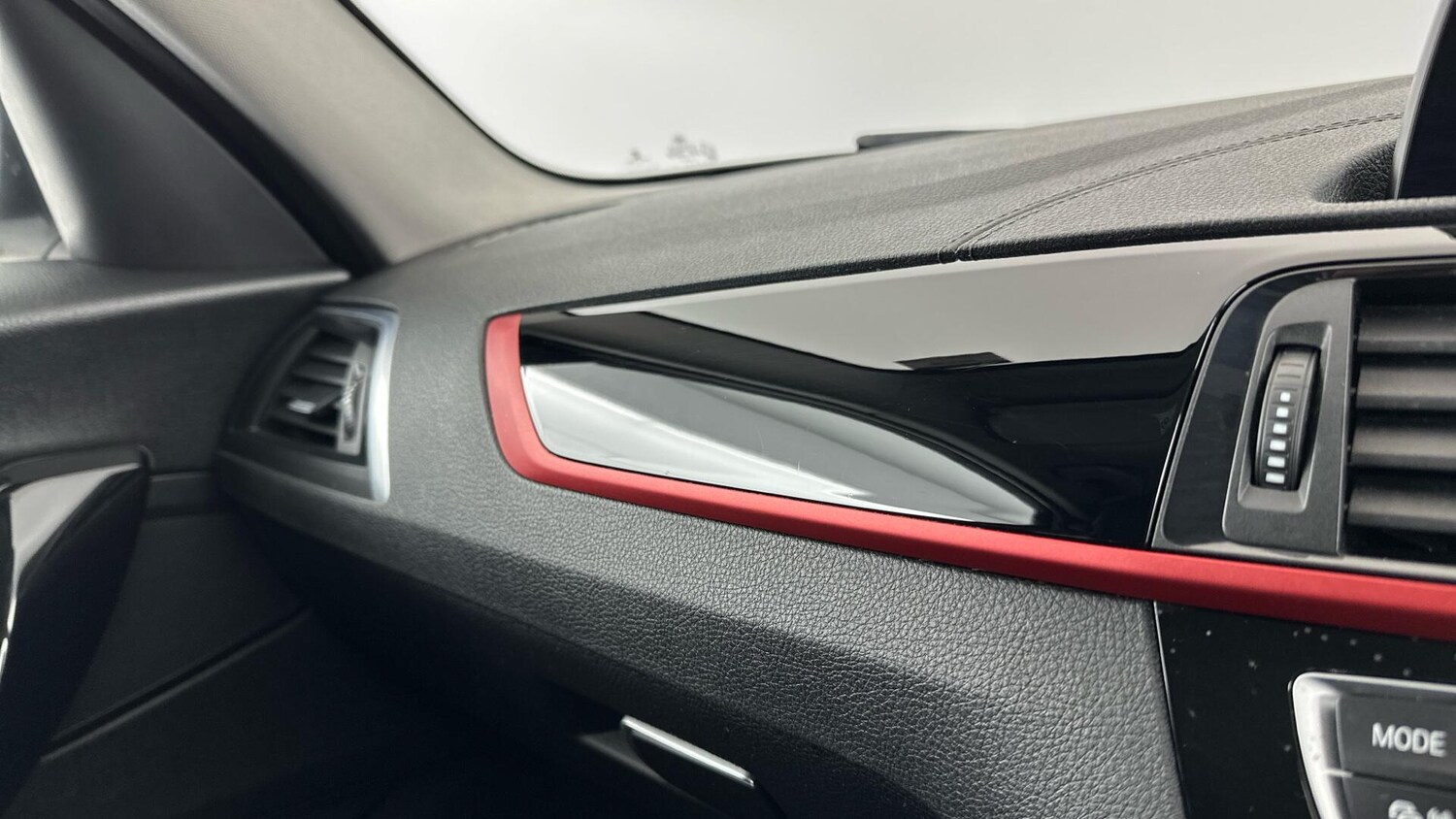 Used BMW 1 Series 2018 for sale - 76818799: Photo 31