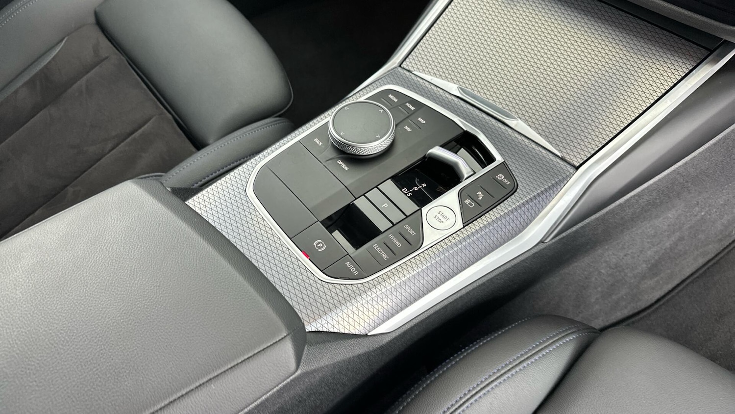 Used BMW 3 Series 2024 for sale - 76818932: Photo 10