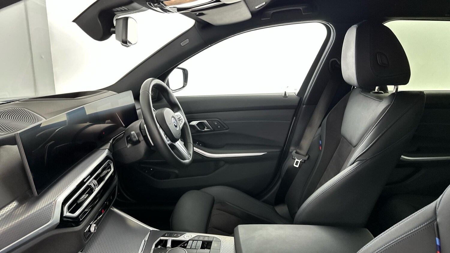 Used BMW 3 Series 2024 for sale - 76818932: Photo 26