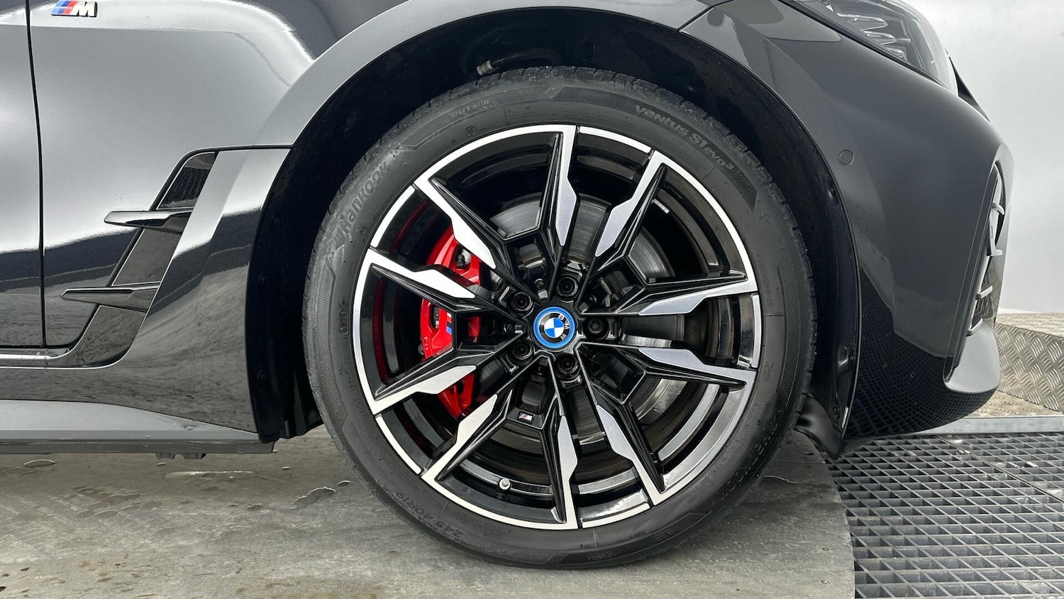 Used BMW i4 2025 for sale - 77156537: Photo 14