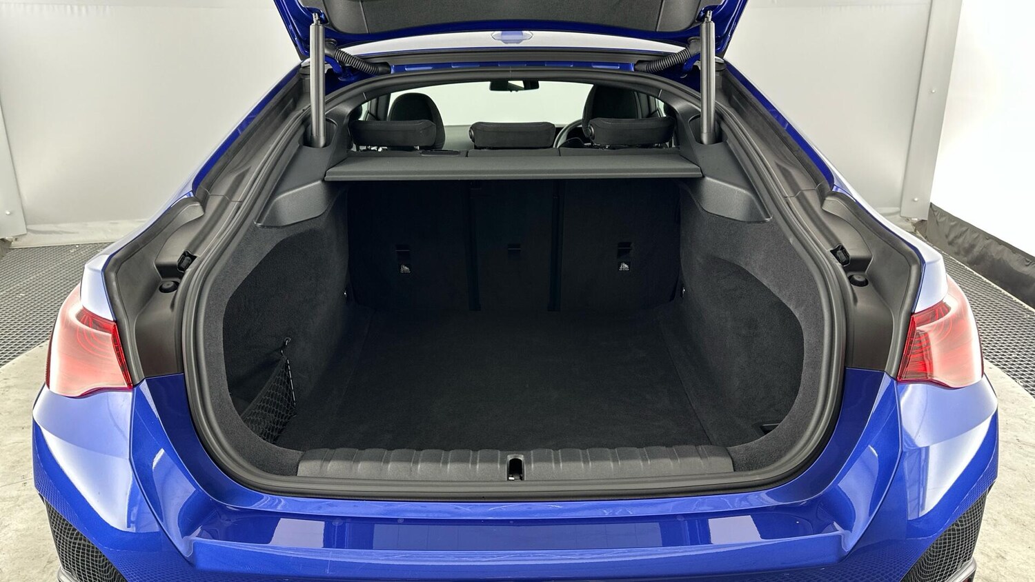 Used BMW 4 Series 2025 for sale - 76818909: Photo 13