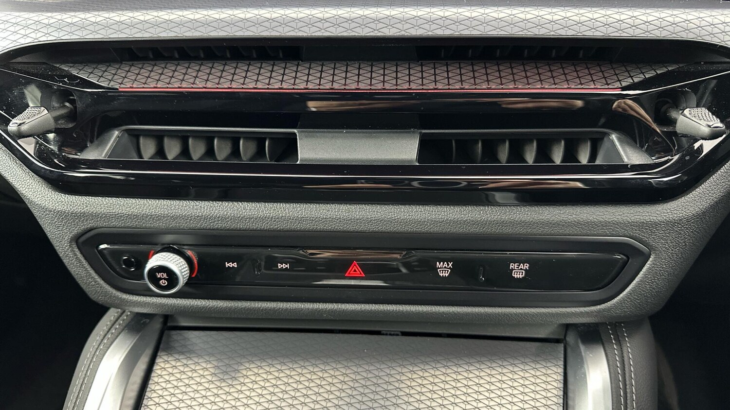 Used BMW 4 Series 2025 for sale - 76818909: Photo 33