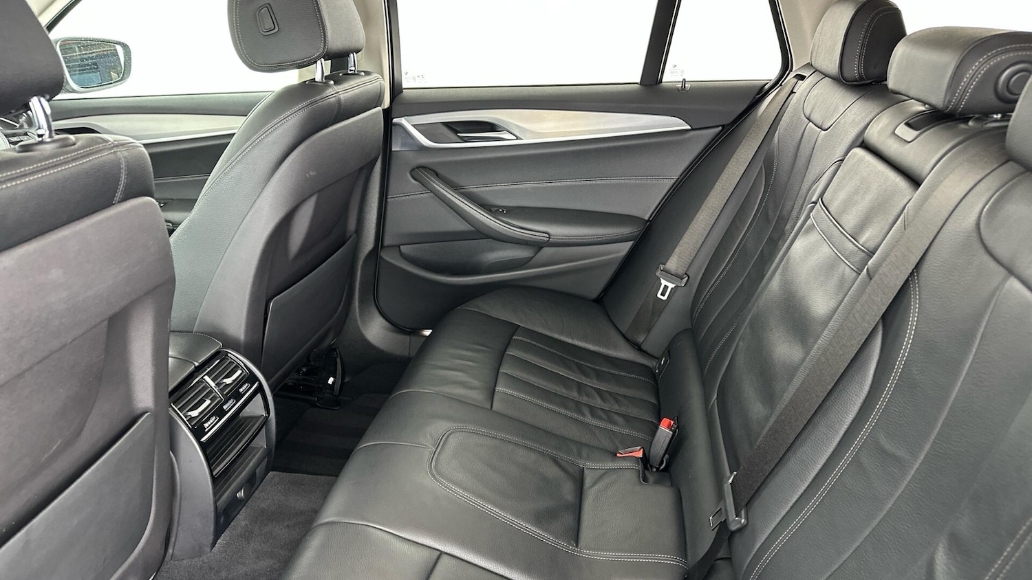 Used BMW 5 Series 2018 for sale - 77108782: Photo 12