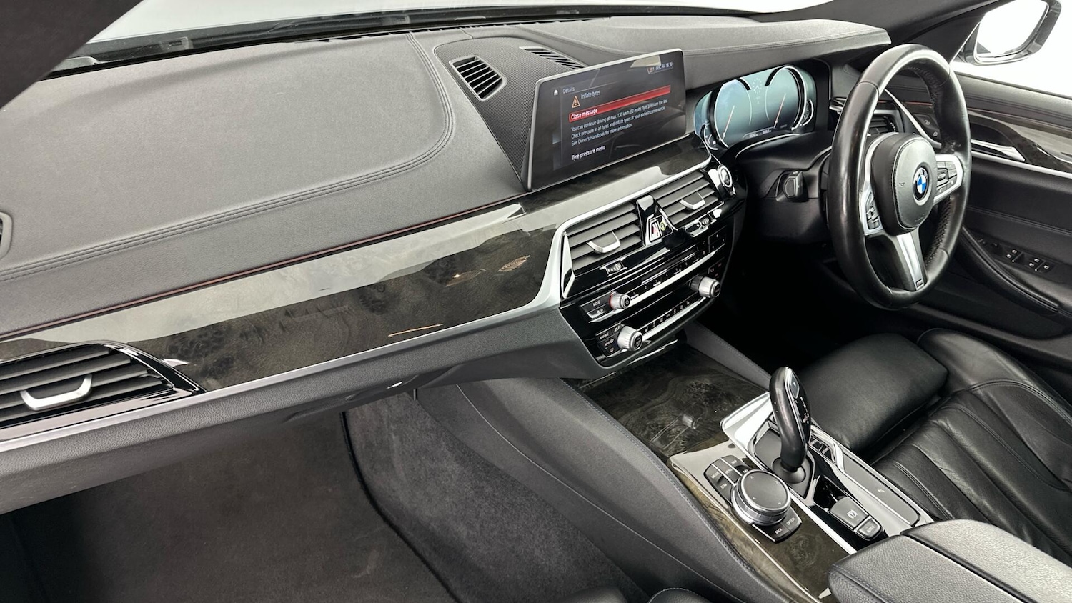 Used BMW 5 Series 2017 for sale - 76965285: Photo 7