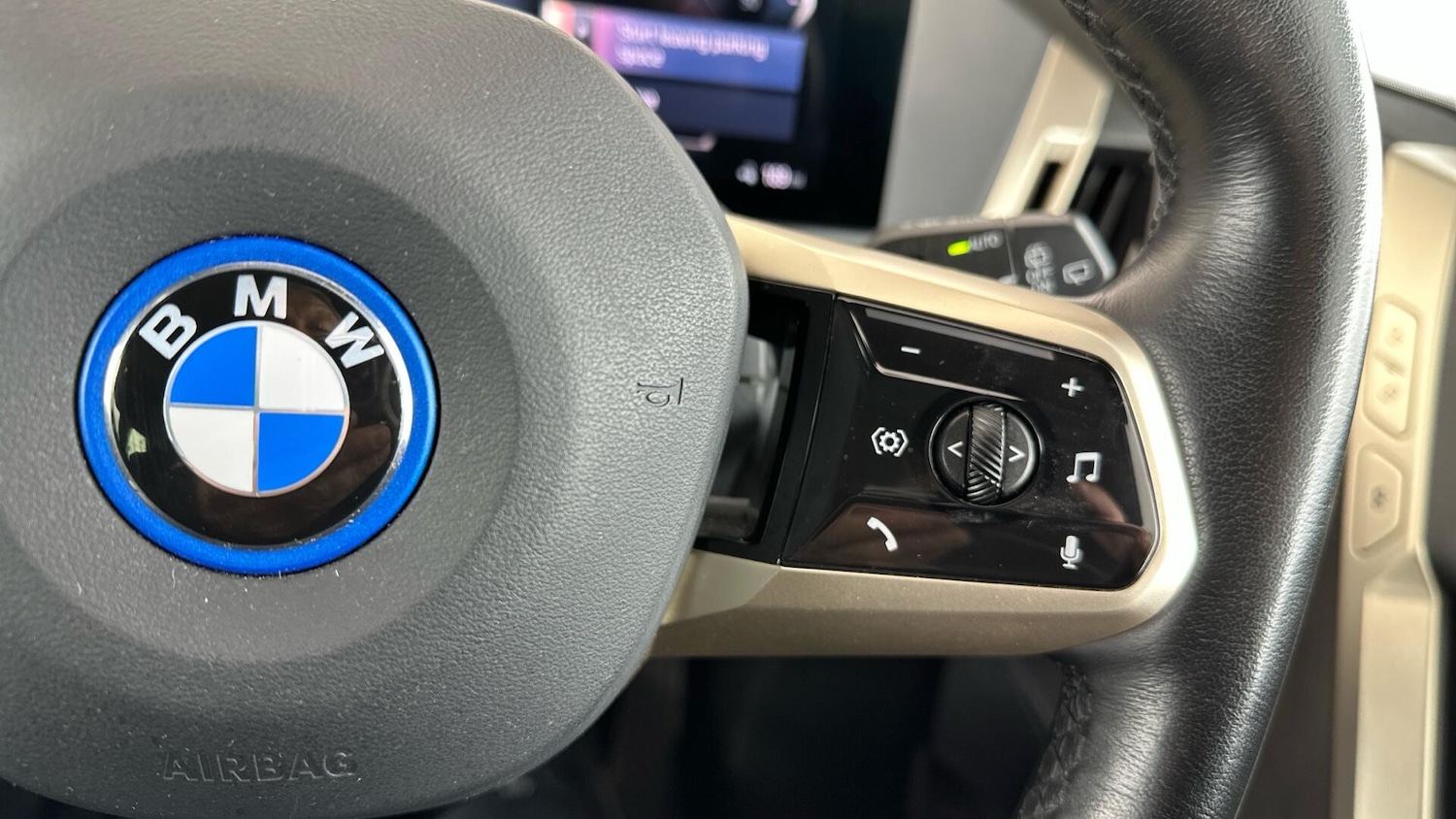 Used BMW iX 2022 for sale - 77216037: Photo 18