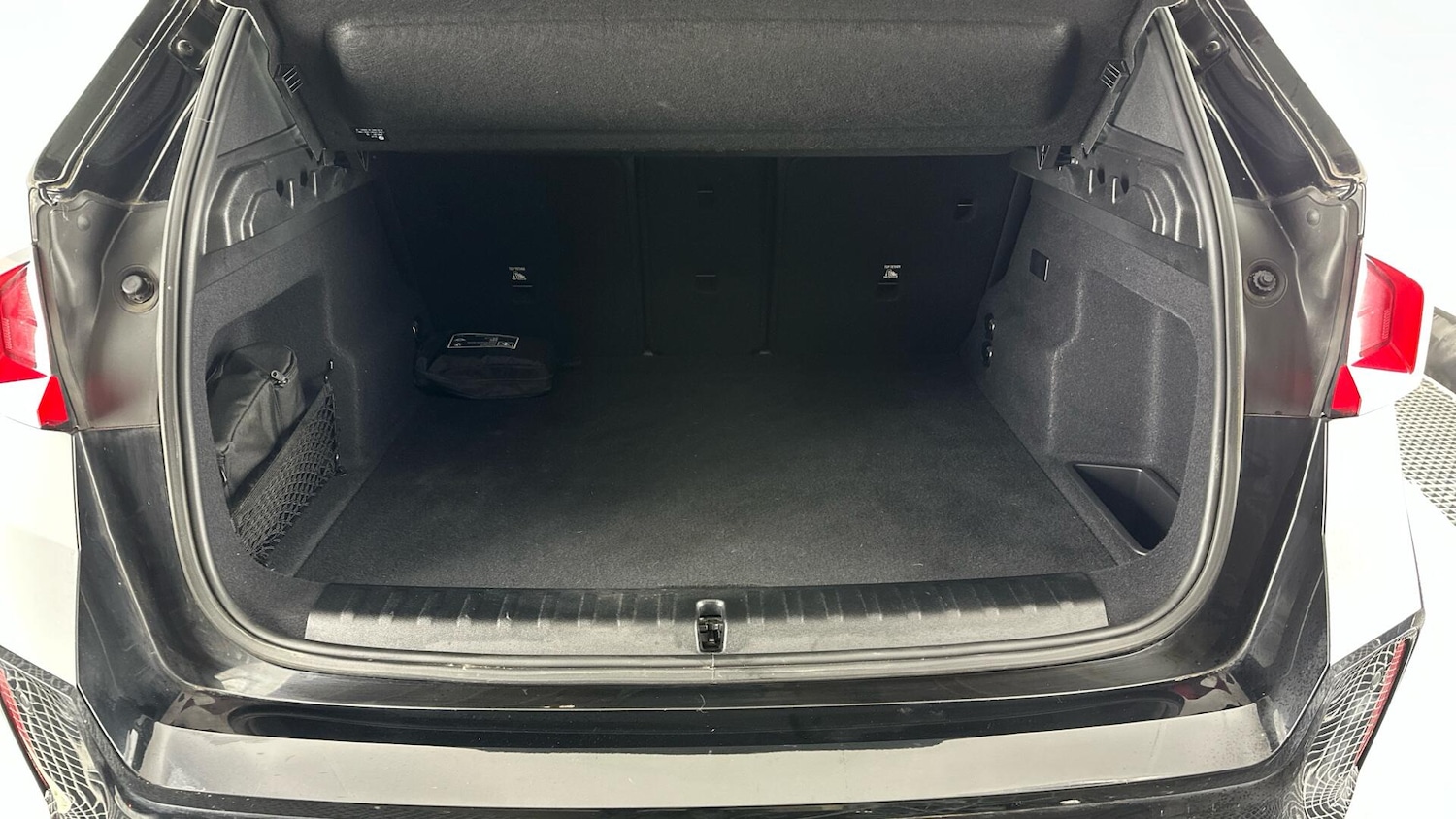 Used BMW iX1 2023 for sale - 77993369: Photo 13