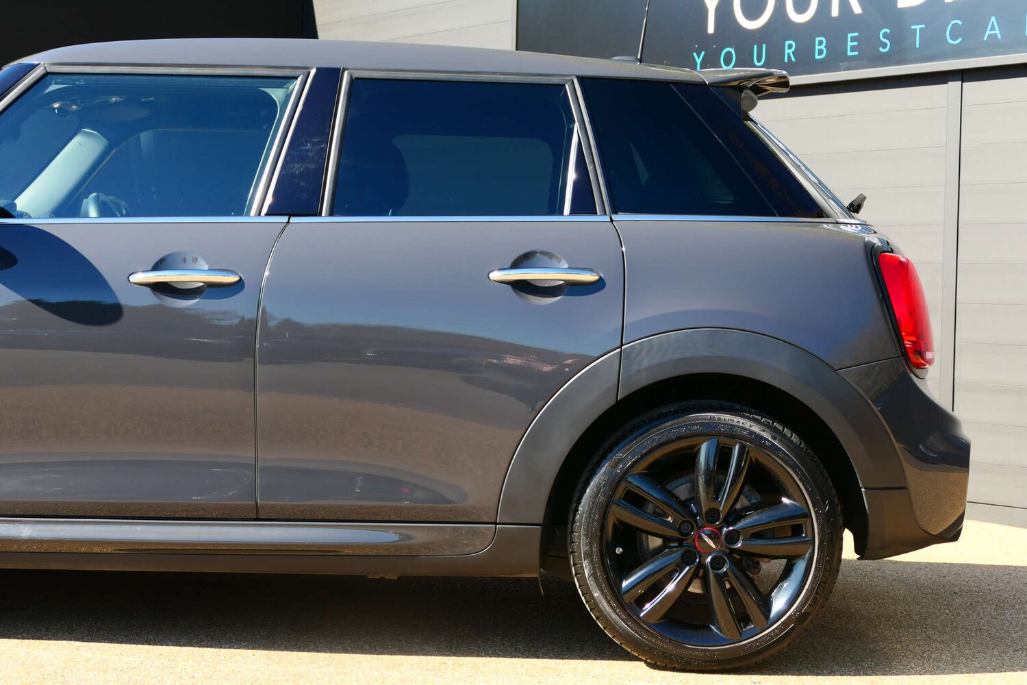 Used MINI Hatch 2019 for sale - 77937228: Photo 12