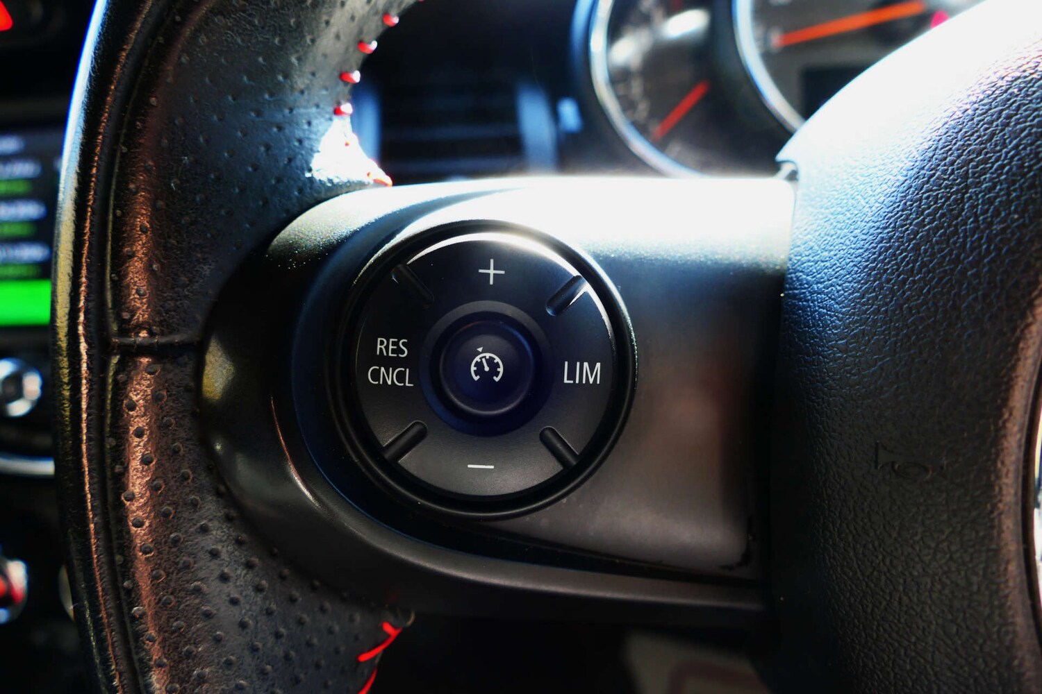 Used MINI Hatch 2019 for sale - 77937228: Photo 34