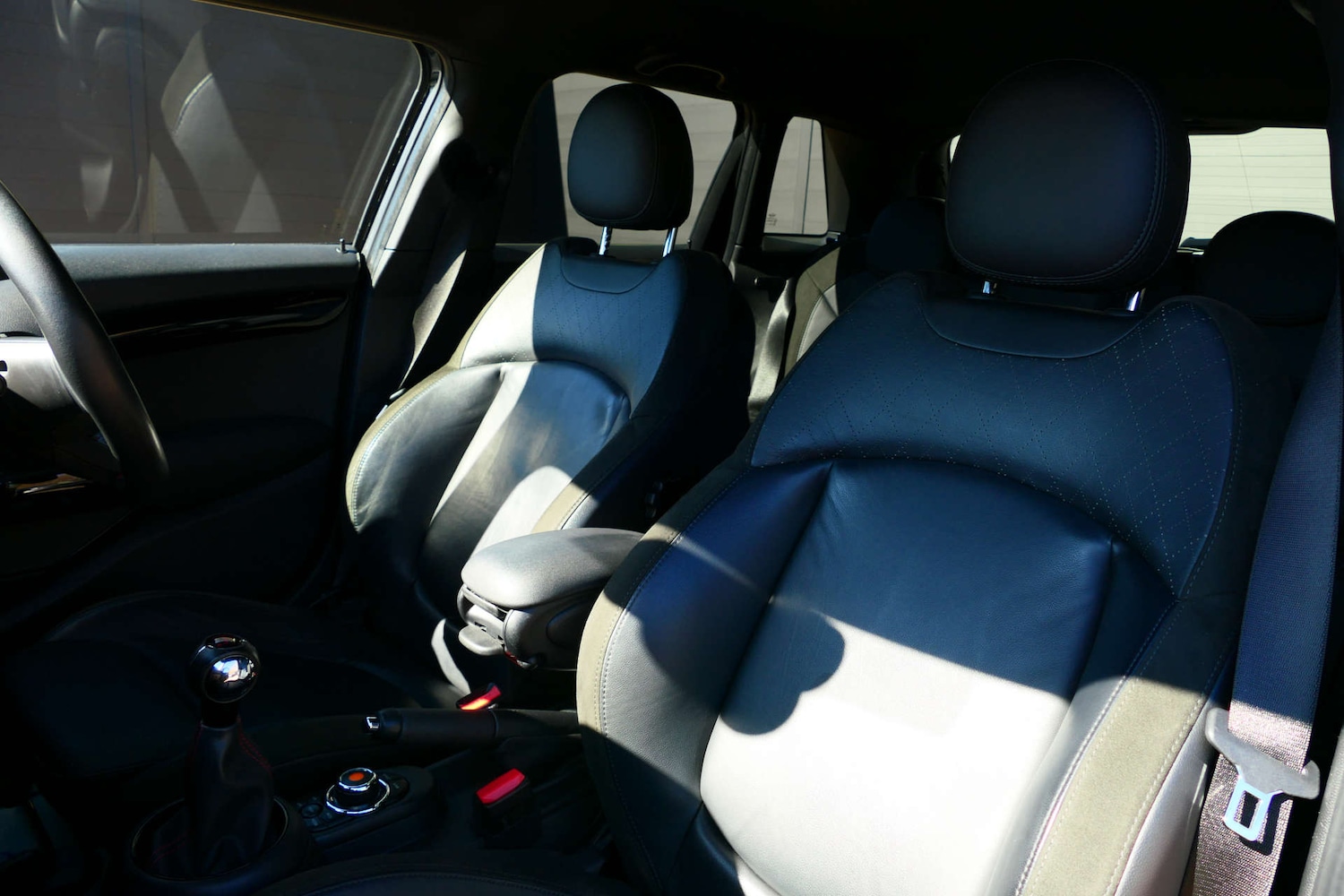 Used MINI Hatch 2019 for sale - 77937228: Photo 4